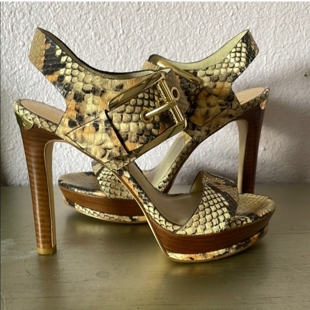 Elegant Snakeskin Platform Heels Michael Kors Sz 10